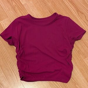 lululemon athletica Magenta Short Sleeve Tee